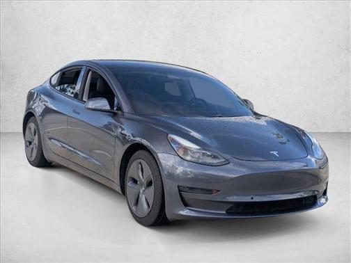 Silver/Gray 2021 Tesla Model 3 Standard Range Plus