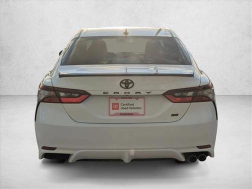 Ice Cap 2023 Toyota Camry SE