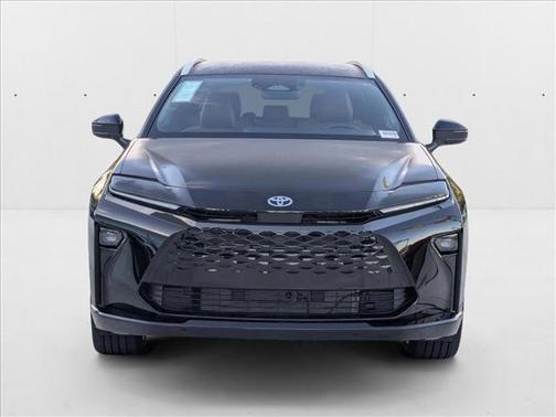 2025 Toyota Crown Signia Limited