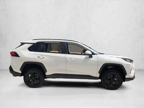 Super White 2021 Toyota RAV4 XLE