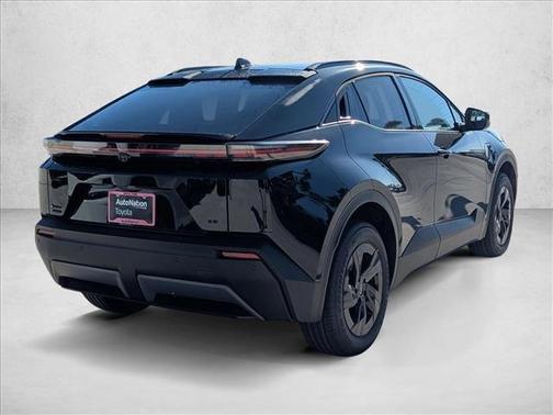 Midnight Black Metallic 2026 Toyota C-HR SE