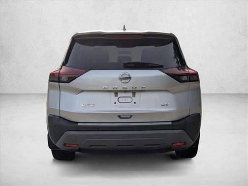 Brilliant Silver Metallic 2021 Nissan Rogue SV