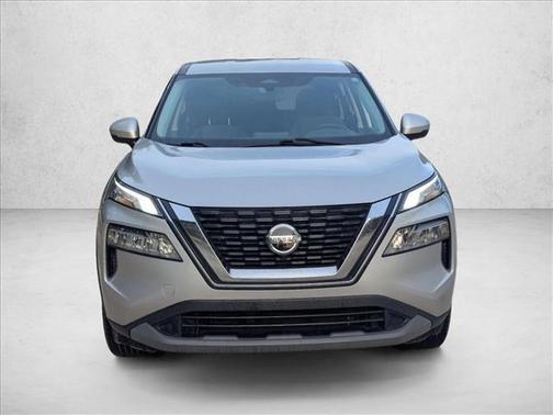 Brilliant Silver Metallic 2021 Nissan Rogue SV