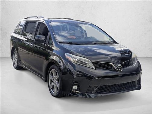 2018 Toyota Sienna SE