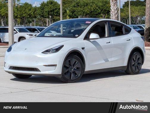 2025 Tesla Model Y Long Range Dual Motor All-Wheel Drive