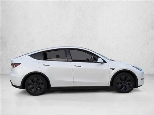 2025 Tesla Model Y Long Range Dual Motor All-Wheel Drive