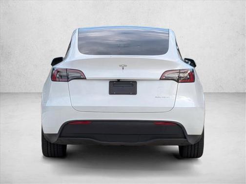 2025 Tesla Model Y Long Range Dual Motor All-Wheel Drive