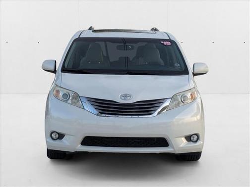 2015 Toyota Sienna XLE Premium
