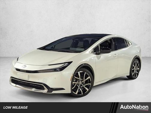 2025 Toyota Prius Plug-In Hybrid XSE