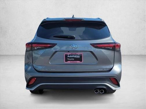 2026 Toyota Highlander XSE