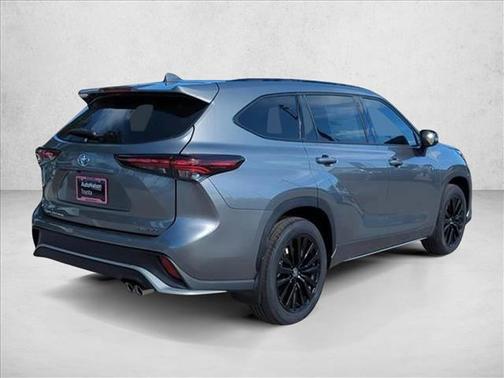 2026 Toyota Highlander XSE