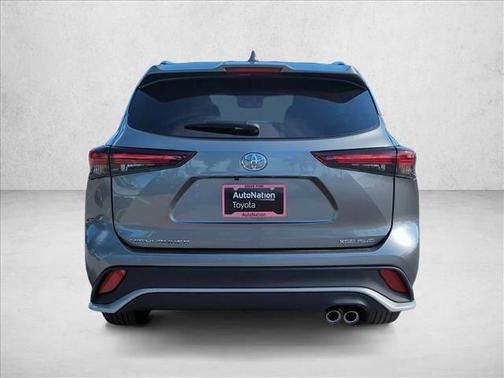 2026 Toyota Highlander XSE