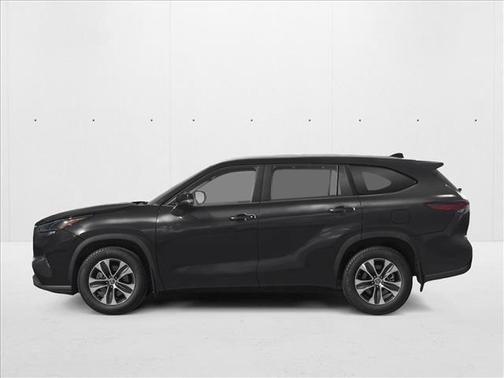 2025 Toyota Highlander XLE