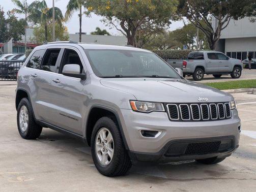 2017 Jeep Grand Cherokee Laredo