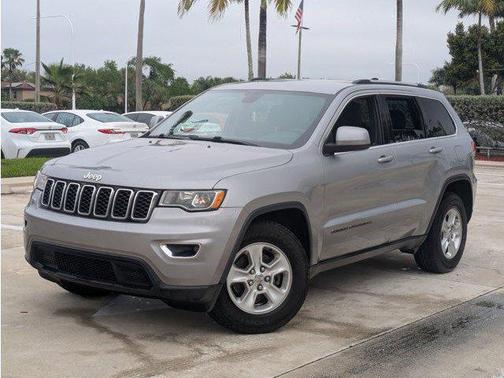 2017 Jeep Grand Cherokee Laredo