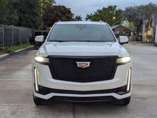 Crystal White Tricoat 2021 Cadillac Escalade ESV Sport