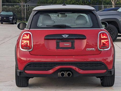 2022 MINI Hardtop Cooper S