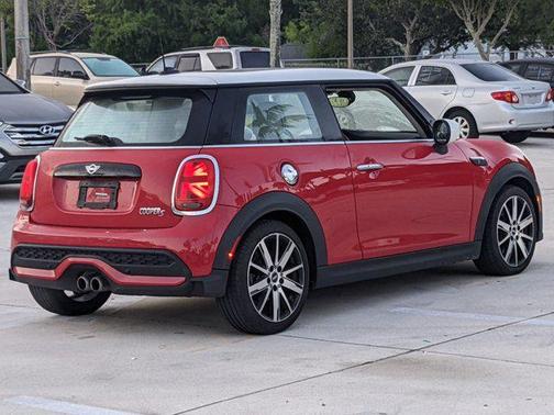 2022 MINI Hardtop Cooper S