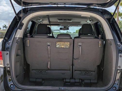 Crystal Black Pearl 2016 Honda Odyssey EX-L