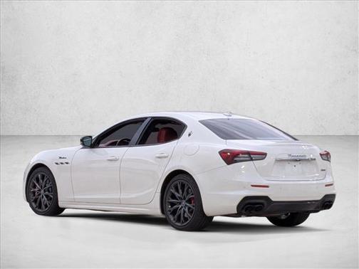 2022 Maserati Ghibli Modena