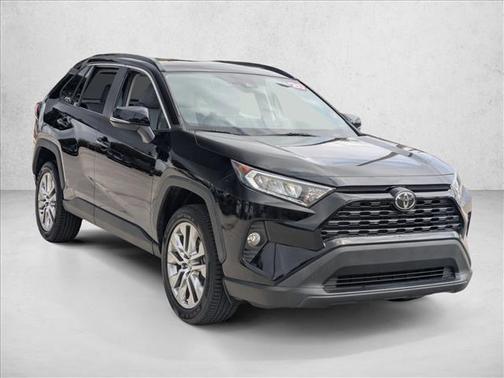 2020 Toyota RAV4 XLE Premium