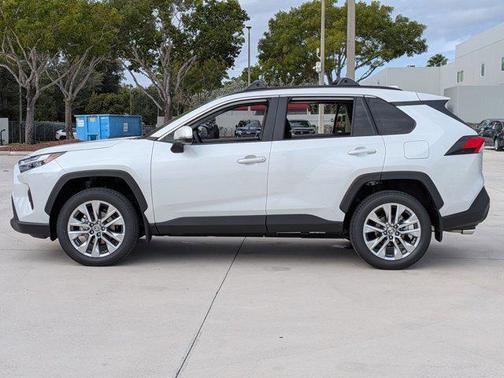 2025 Toyota RAV4 XLE Premium