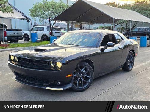 Pitch Black Clearcoat 2021 Dodge Challenger GT