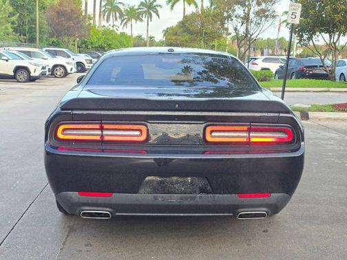 Pitch Black Clearcoat 2021 Dodge Challenger GT
