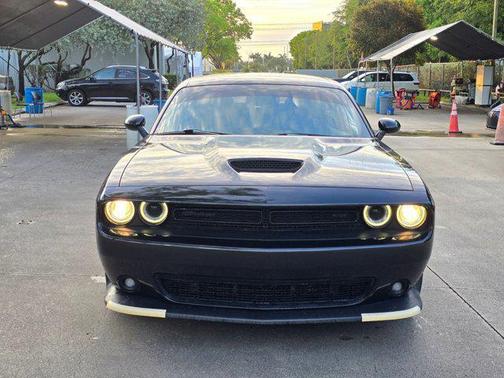 Pitch Black Clearcoat 2021 Dodge Challenger GT