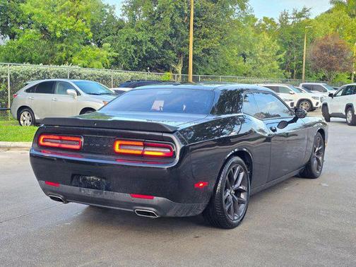 Pitch Black Clearcoat 2021 Dodge Challenger GT