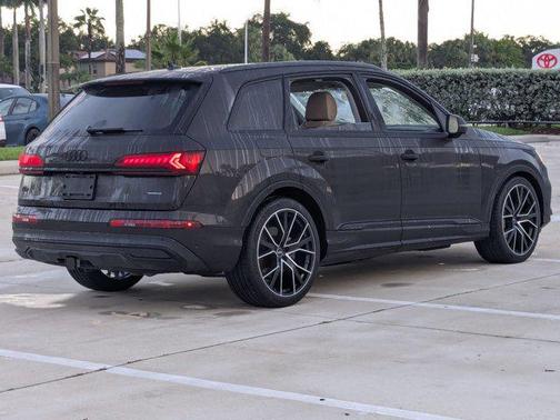 2023 Audi Q7 55 Prestige