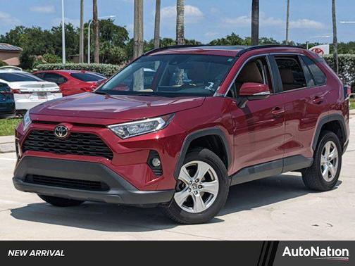 2021 Toyota RAV4 XLE