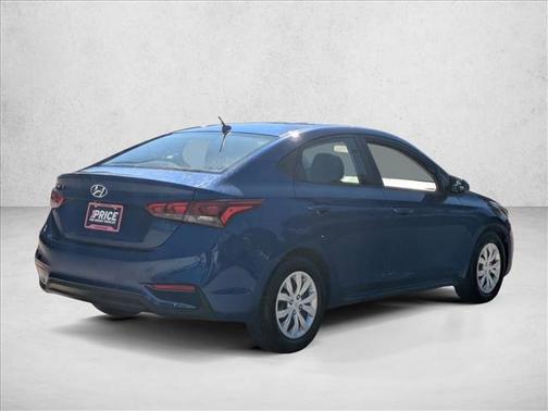 2020 Hyundai Accent SE