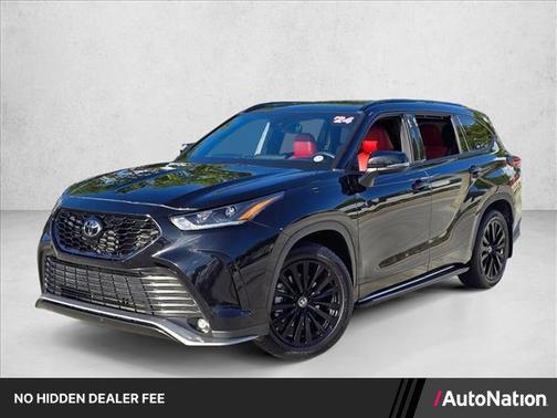 Midnight Black Metallic 2024 Toyota Highlander XSE