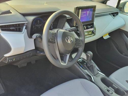 Wind Chill Pearl 2026 Toyota Corolla SE