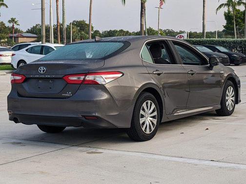 2020 Toyota Camry LE