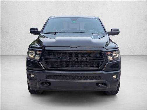 Diamond Black Crystal Pearlcoat 2024 RAM 1500 Tradesman