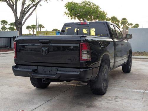 Diamond Black Crystal Pearlcoat 2024 RAM 1500 Tradesman