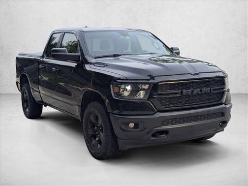 Diamond Black Crystal Pearlcoat 2024 RAM 1500 Tradesman
