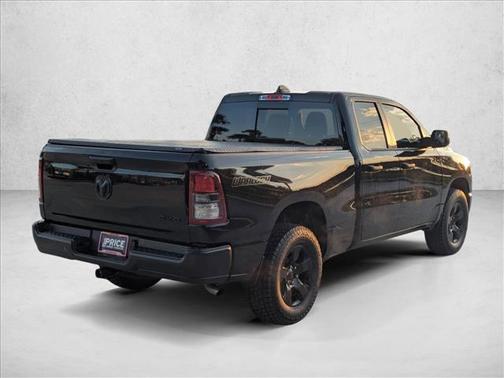 Diamond Black Crystal Pearlcoat 2024 RAM 1500 Tradesman