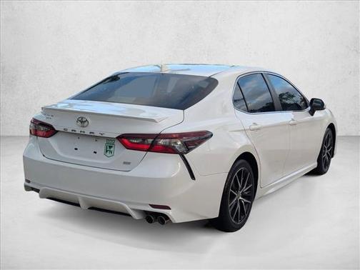 White 2022 Toyota Camry SE