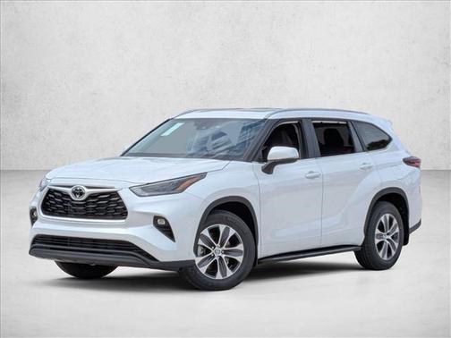 2026 Toyota Highlander XLE