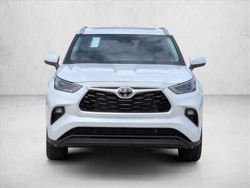 2026 Toyota Highlander XLE