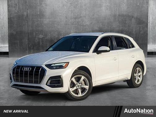 2024 Audi Q5 40 Premium