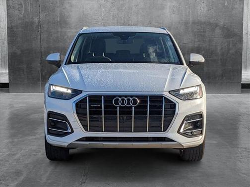 2024 Audi Q5 40 Premium
