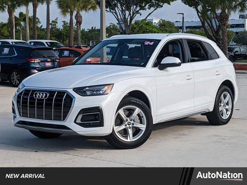 2024 Audi Q5 40 Premium