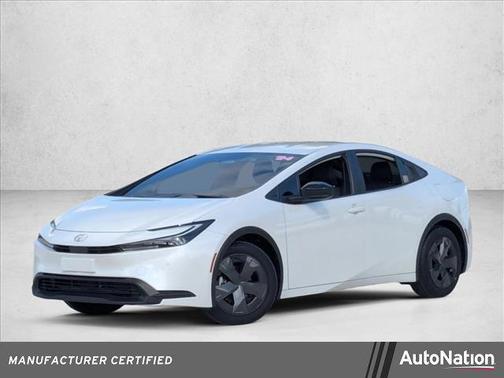 2024 Toyota Prius LE