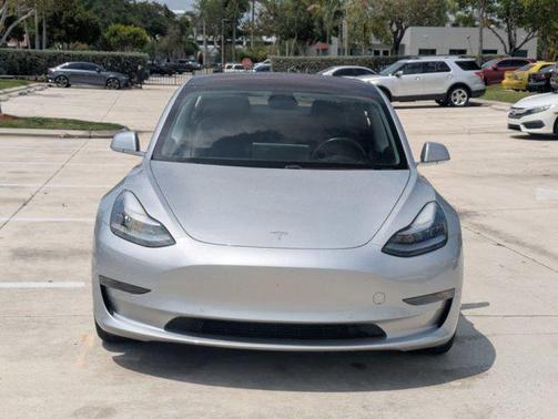 Silver 2018 Tesla Model 3 Long Range