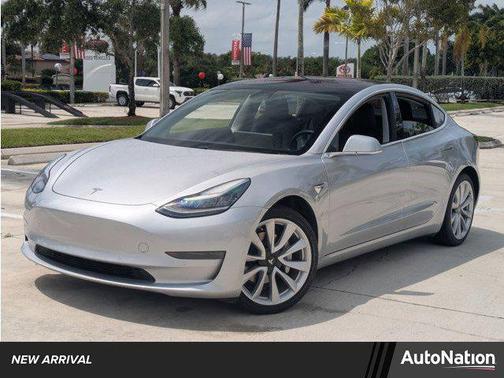 Silver 2018 Tesla Model 3 Long Range