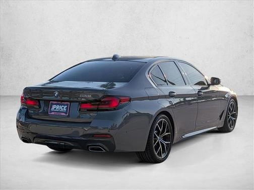 2021 BMW 530 530i